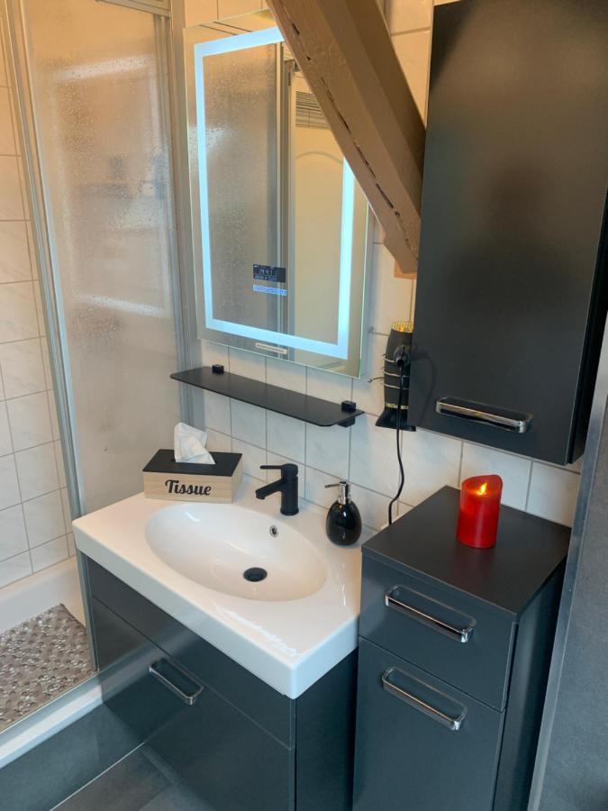 Elberadweg VIP Lounge: Riverside Comfort with Netflix & E-bike Station Wittenberge Exterior photo